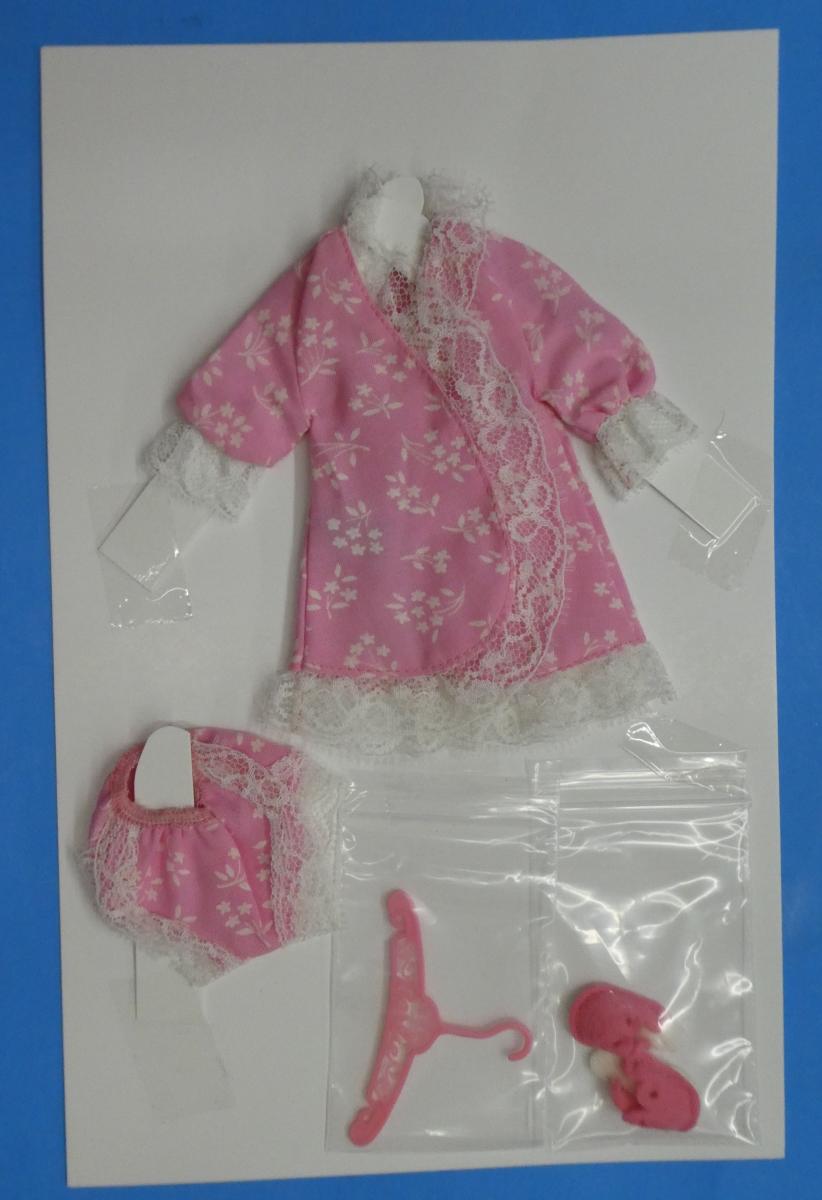 VBF2092 Dream Wrap (1967-74 Clothing) - Nice Twice Dollshop