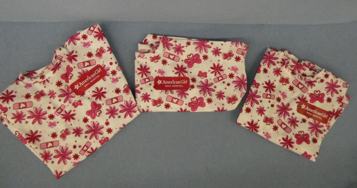 **AG275 3 American Girl Doll Hospital Gowns (American Girl , Bitty Baby, Clothes and Accessories