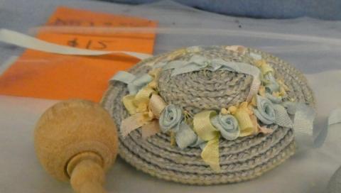 DHA205 Miniature Accessories (Dollhouse Furniture + Miniatures) - Nice